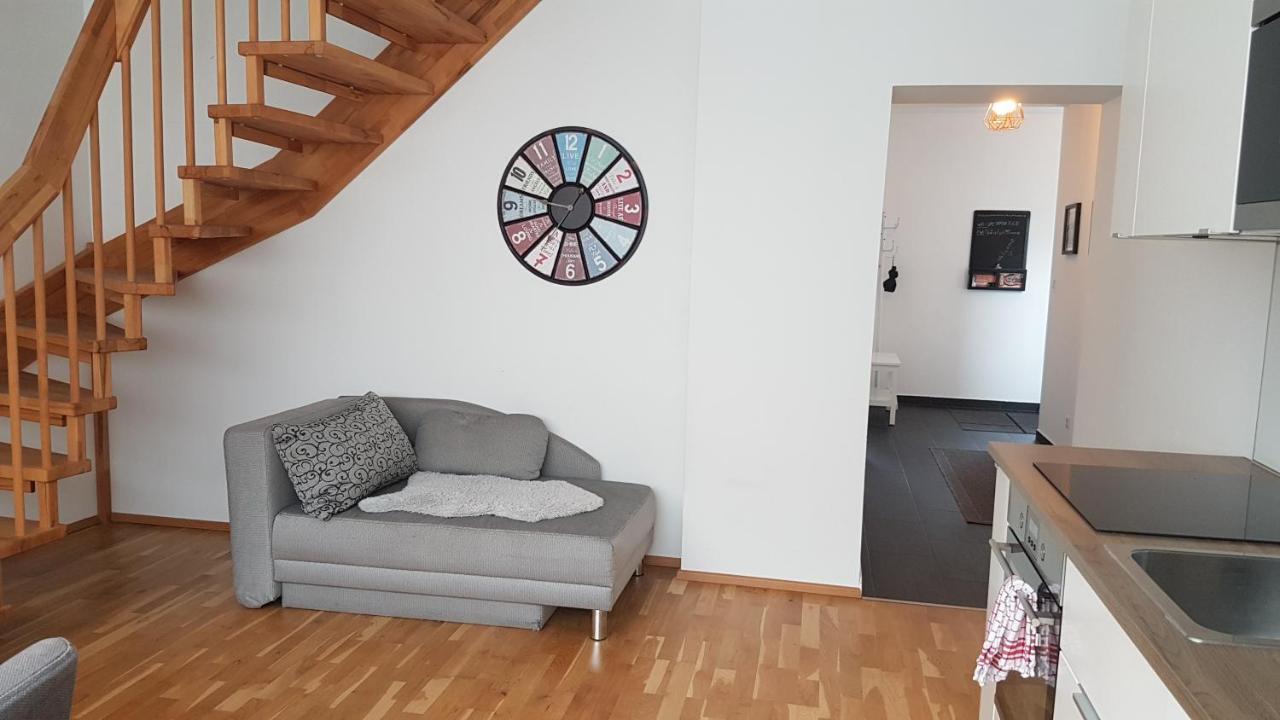 וינה Moderne Maisonette Mit Terrasse מראה חיצוני תמונה